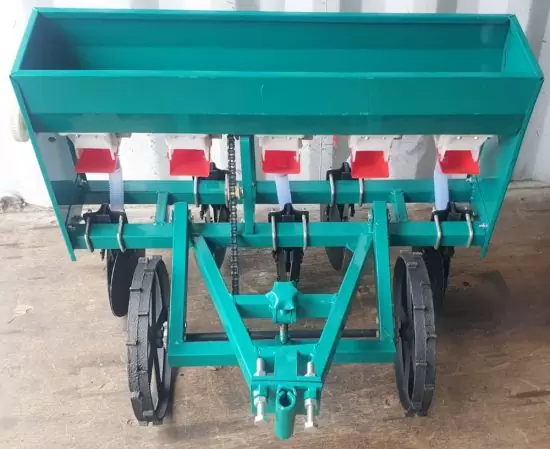 Multipurpose Manual Planters In Kenya 1 Multipurpose Manual Planters For Grains And Beans 3 1 Steps Farmcare Kenya